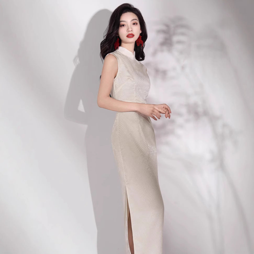 Sleeveless Jacquard Qipao Dress