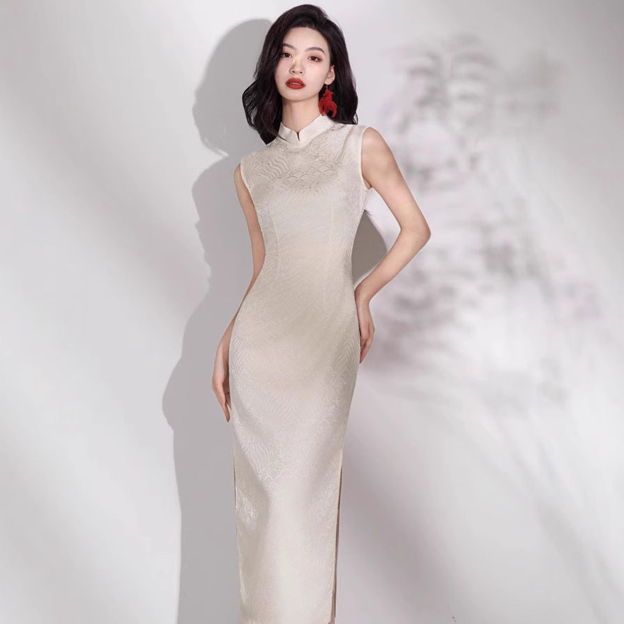 Sleeveless Jacquard Qipao Dress