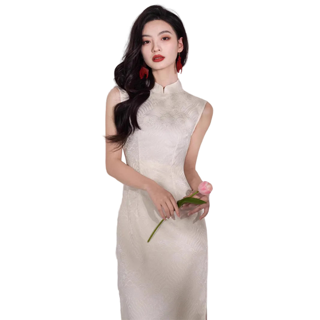 Sleeveless Jacquard Qipao Dress